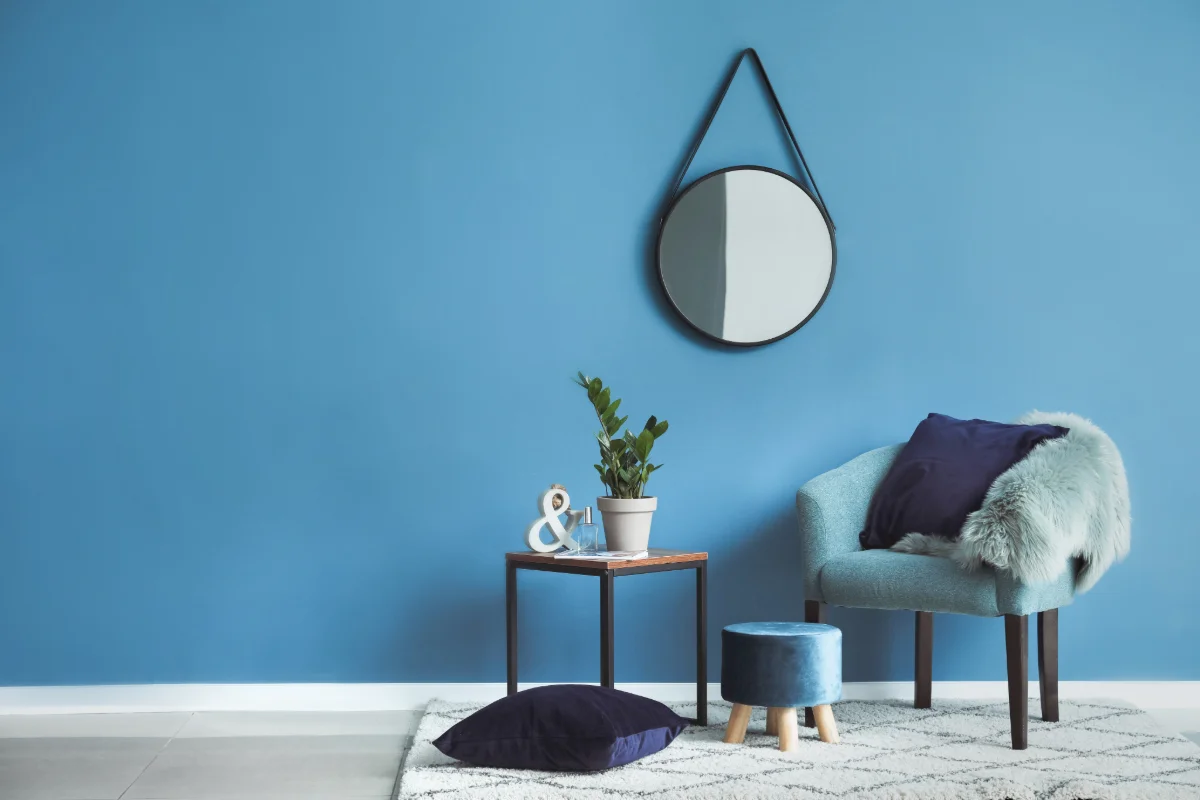 La importancia del mobiliario a medida en las viviendas de Marbella: cuando cada centímetro cuenta y cada pieza tiene nombre propio